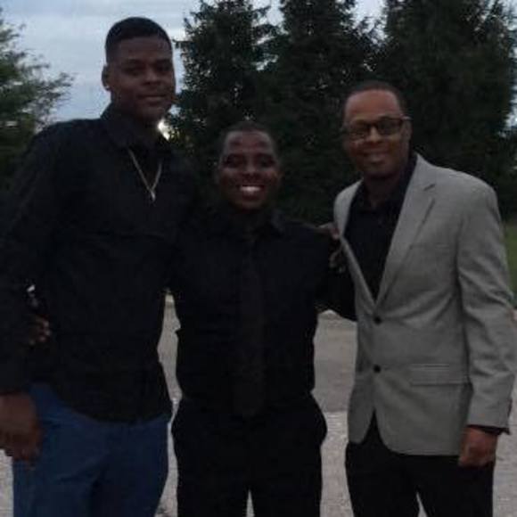 Meet your Posher, Kyle - Picture 1 of 1